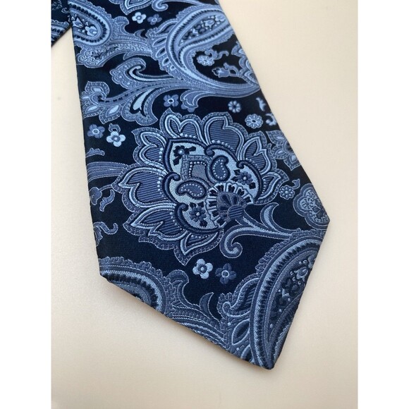 Daniel Cremieux Hand Made Silk Tie Blue Silver Paisley Floral Necktie - Picture 3 of 8